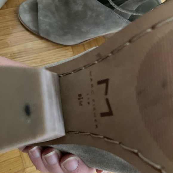 Marc Fisher Grey suede wood block heel size 8.5 - Picture 4 of 4